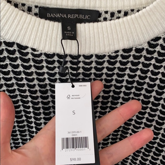 Sweater - Picture 4 of 4